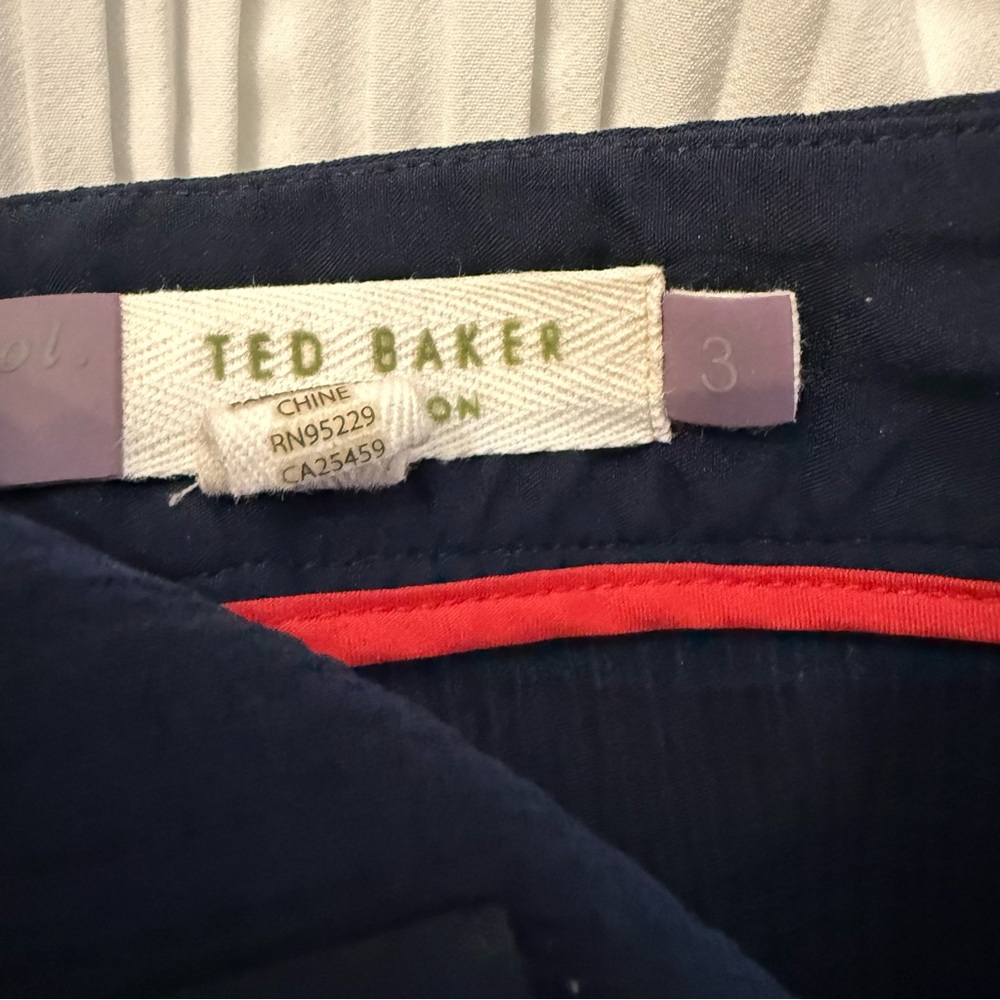 Ted Baker Sapphia Stitch Detail High Rise Navy Pockets Shorts Bottoms Sailor 3 M - Picture 8 of 8
